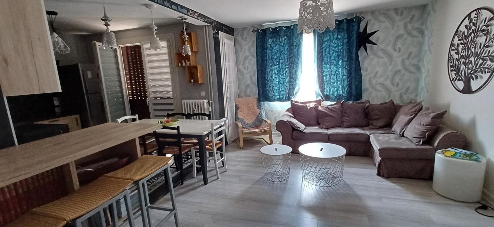 Ideal Famille Annecy Ngoại thất bức ảnh